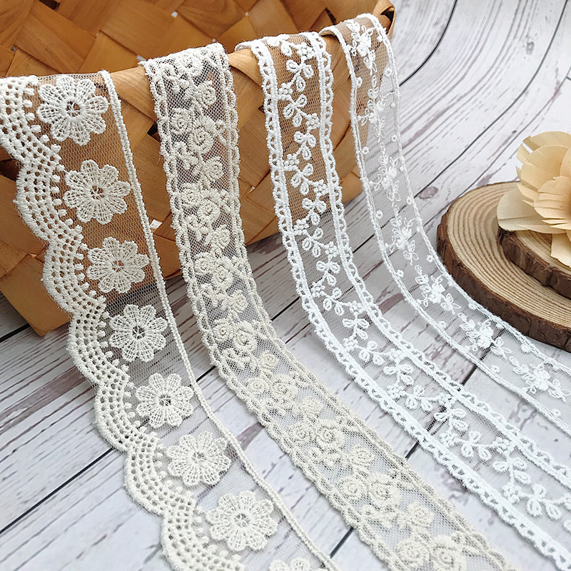 Baby Clothing Embroidery - 3 metri/lotto ricamo bianco beige filo